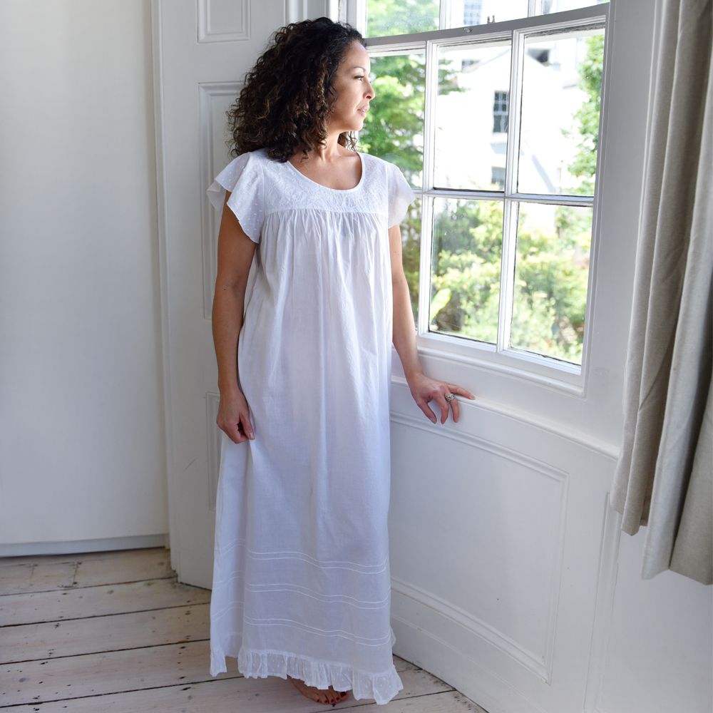 Ladies White Cotton Capped Sleeve Nightdress 'Nadine'