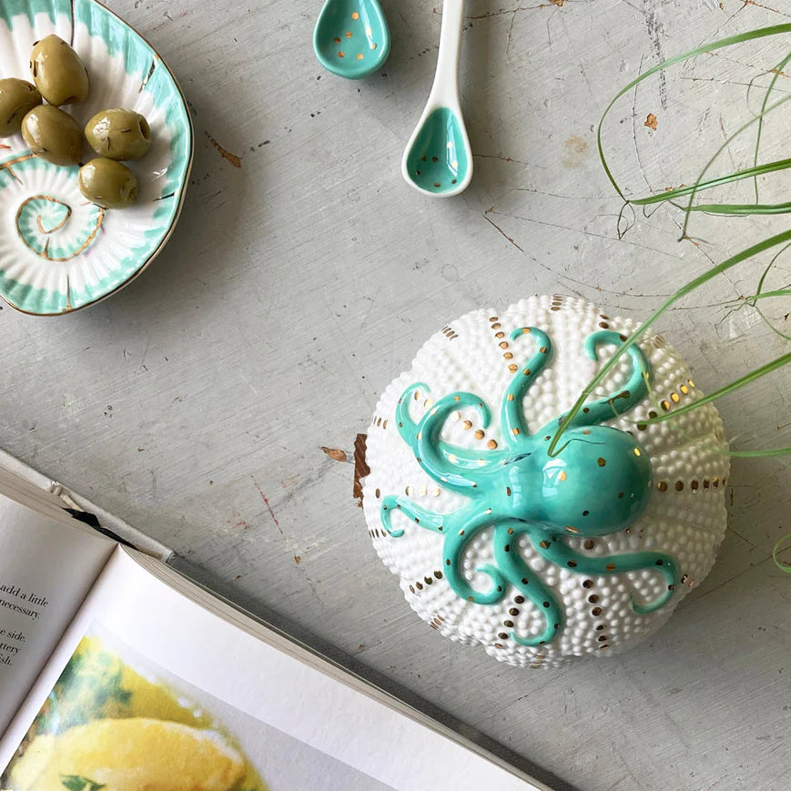 Coral Octopus Pot
