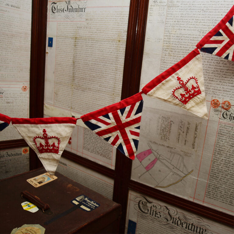 Vintage Crown & Union Jack Bunting