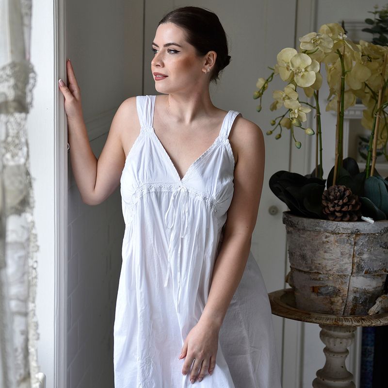 Ladies Sleeveless Nightdress with Rose Embroidery 'Joanna'