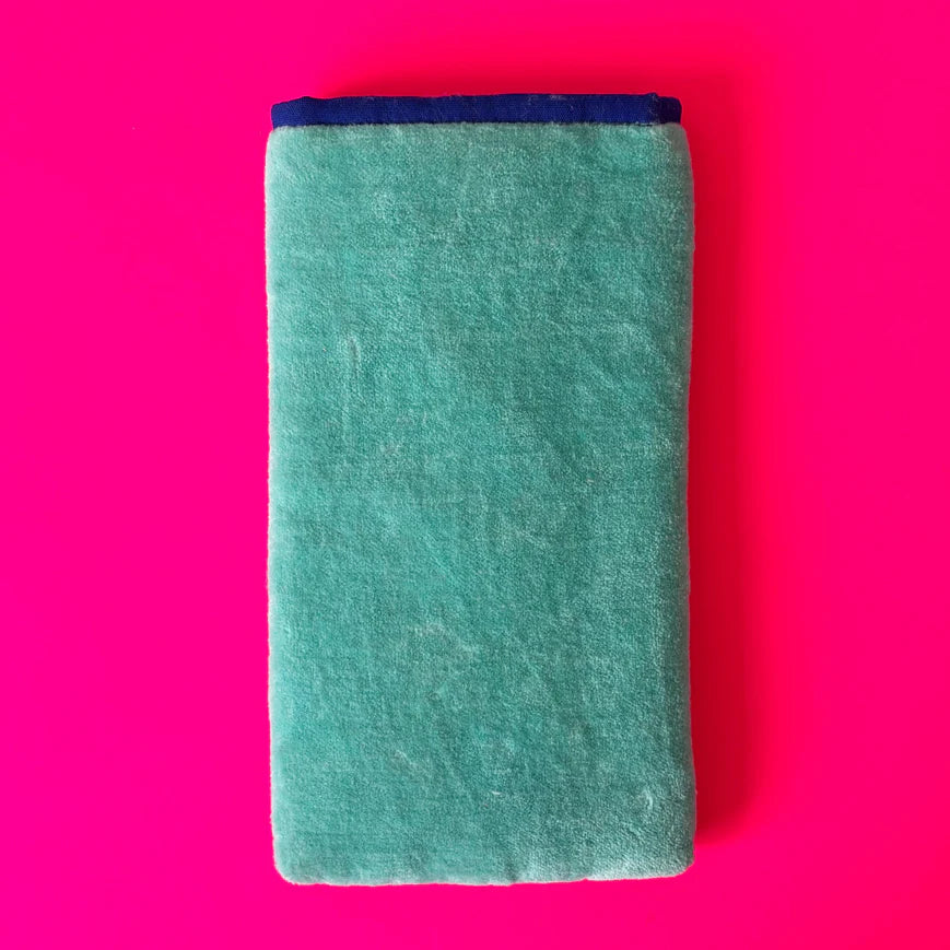 Tide Seahorse Glasses Case