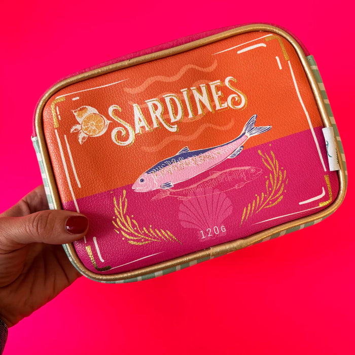 Tide Sardine Make Up Bag